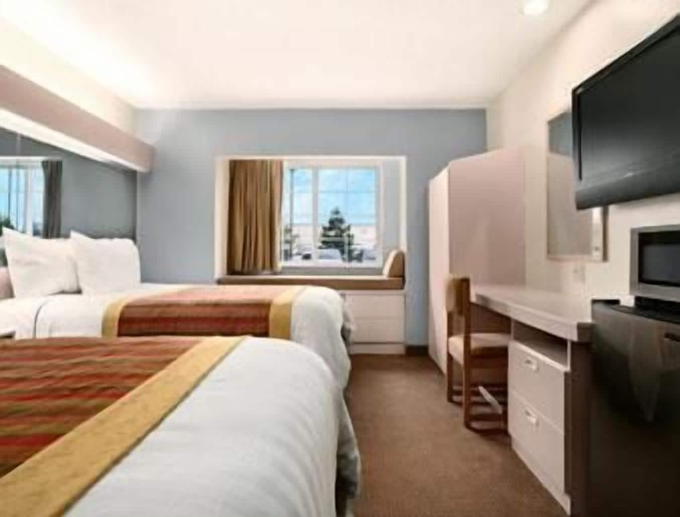 Microtel Inn & Suites By Wyndham Kansas City Airport Dış mekan fotoğraf