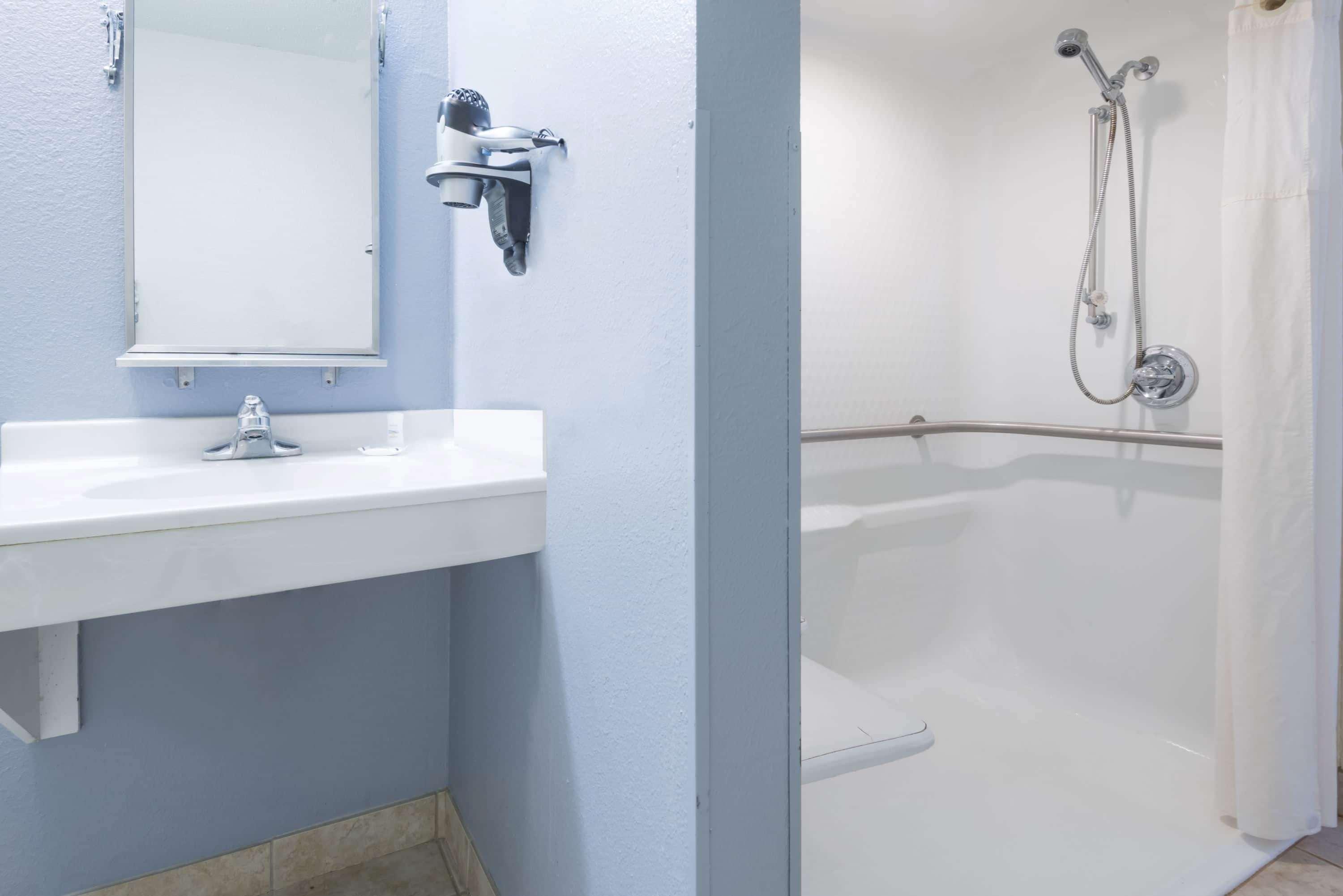Microtel Inn & Suites By Wyndham Kansas City Airport Dış mekan fotoğraf