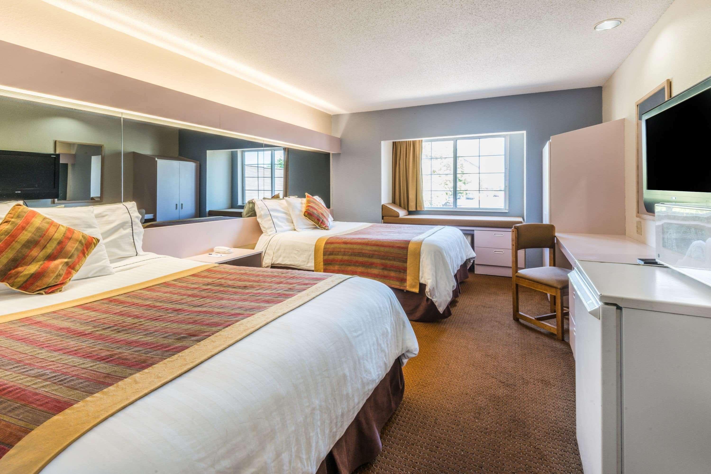 Microtel Inn & Suites By Wyndham Kansas City Airport Dış mekan fotoğraf