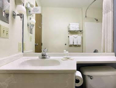 Microtel Inn & Suites By Wyndham Kansas City Airport Dış mekan fotoğraf